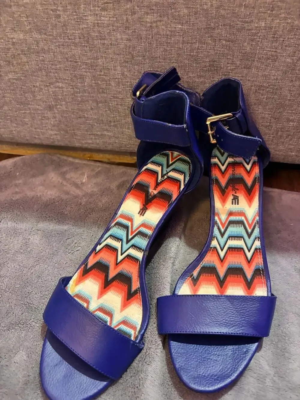 American Eagle Blue Ankle Strap Wedge Sandals With Aztec Print Insoles 9.5